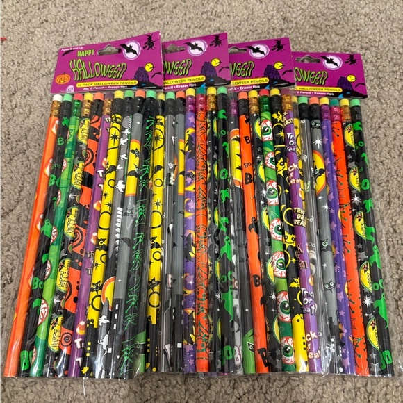 Peachtree Playthings Other - Vintage Sealed Halloween Pencils 4-10 Packs 40 Total Peachtree Playthings 2003